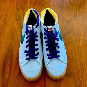 Nike by you shoes size 12